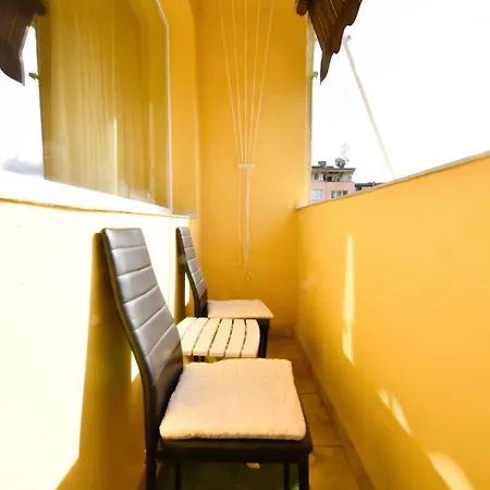Fully Equipped Nomad Friendly Amazing Views Апартамент София